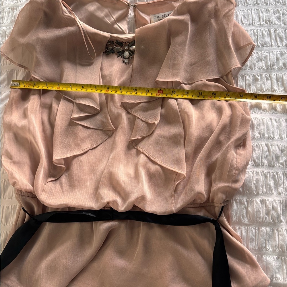 Chic Women's Blouse with Ruffle Detail - Picture 7 of 10